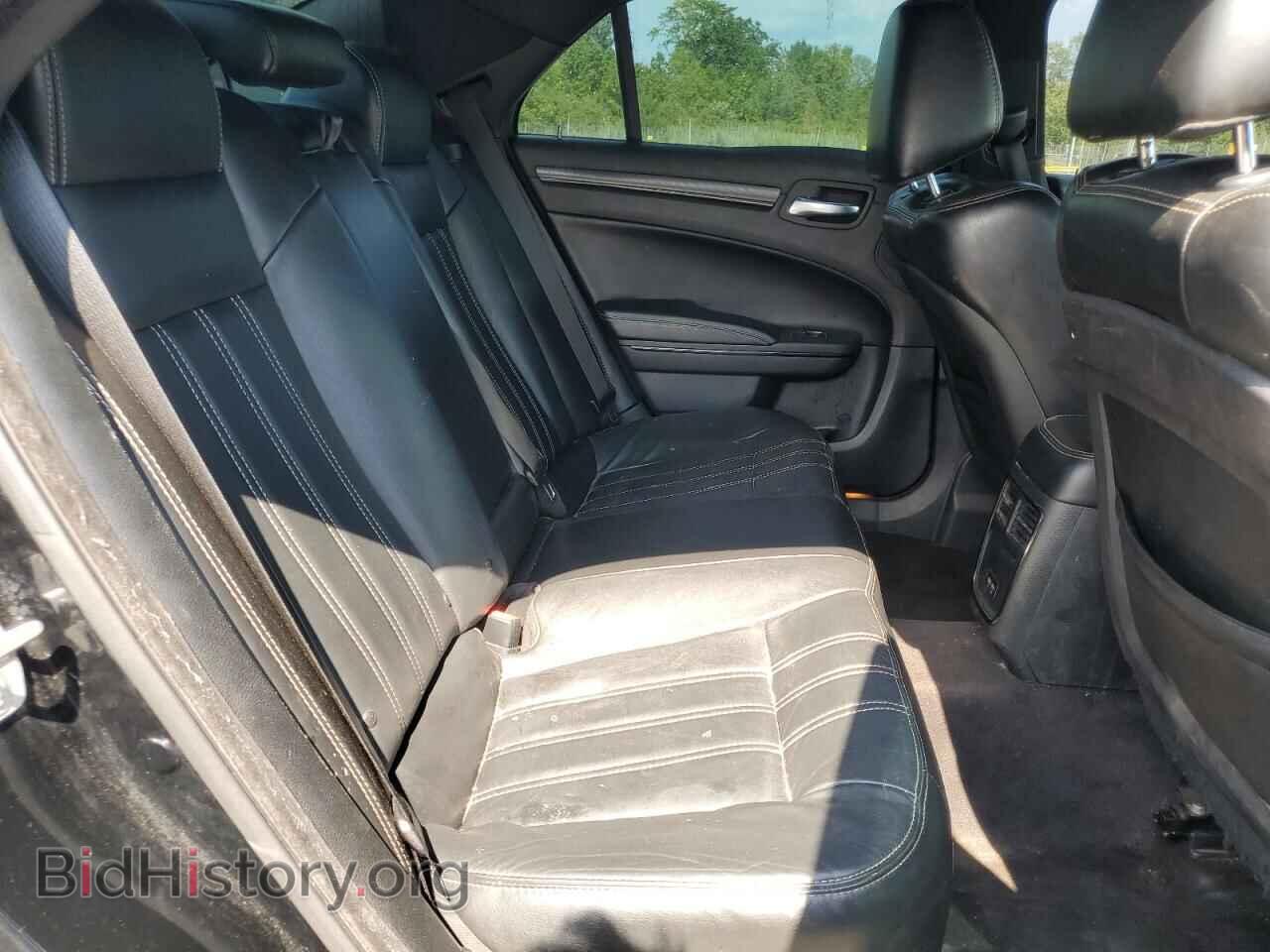 2016 CHRYSLER 300 - VIN: 2C3CCAGG5GH296494 - Фото 10