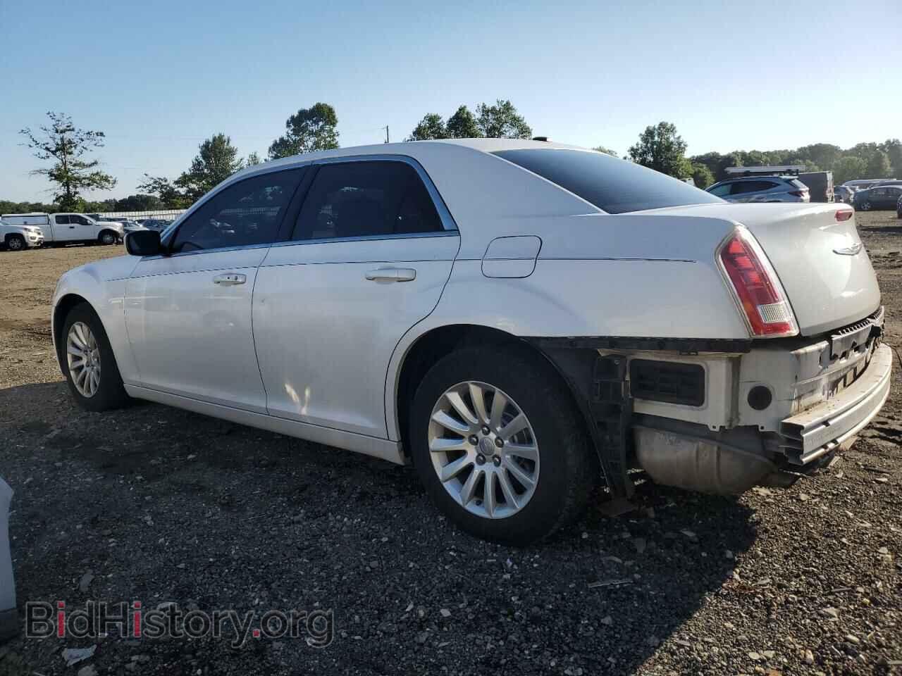 2012 CHRYSLER 300 - VIN: 2C3CCAAG7CH180703 - Photo 2