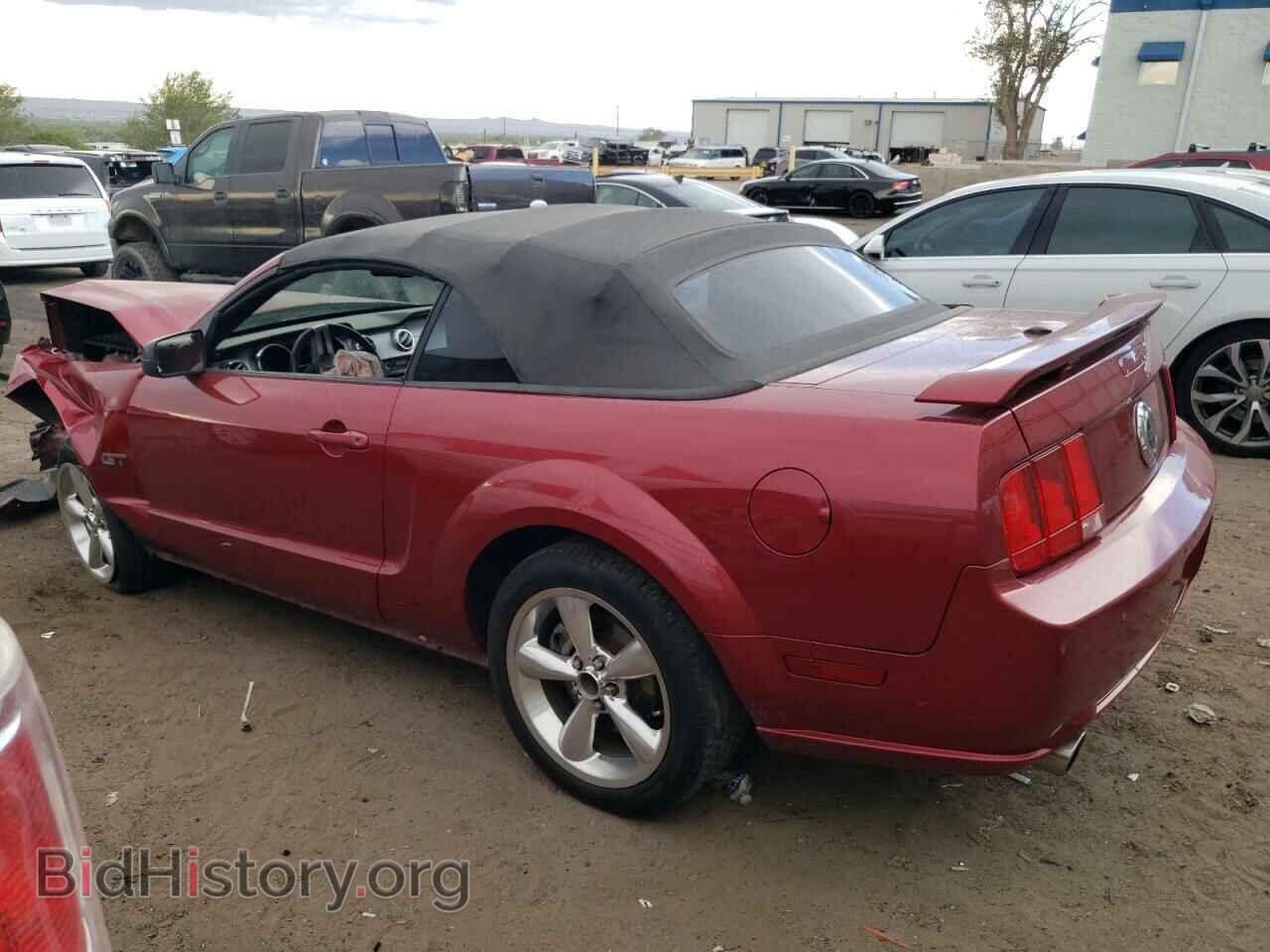 2007 FORD MUSTANG - VIN: 1ZVHT85H775366992 - Фото 2