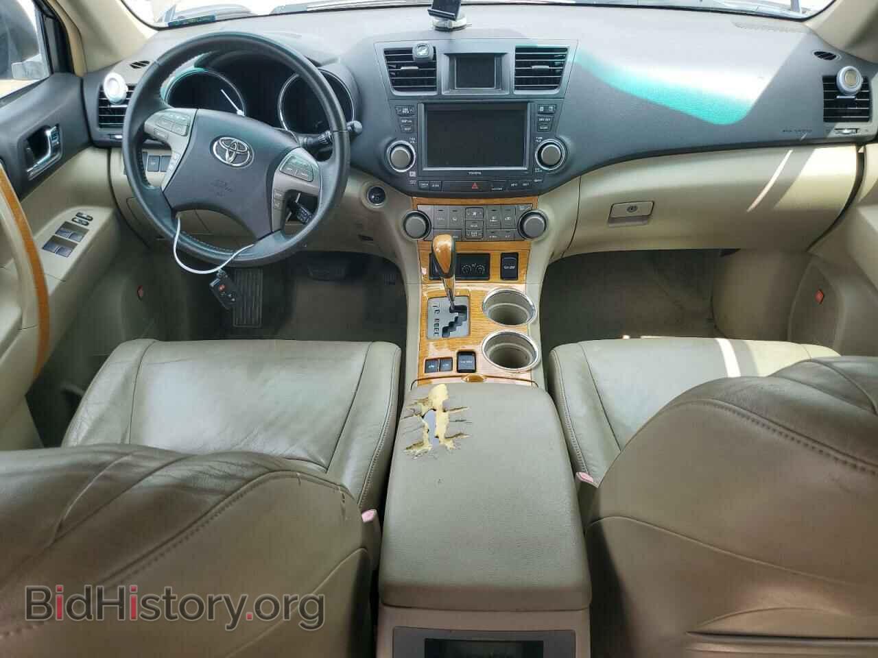 2008 TOYOTA HIGHLANDER - VIN: JTEEW44A882024976 - Фото 8