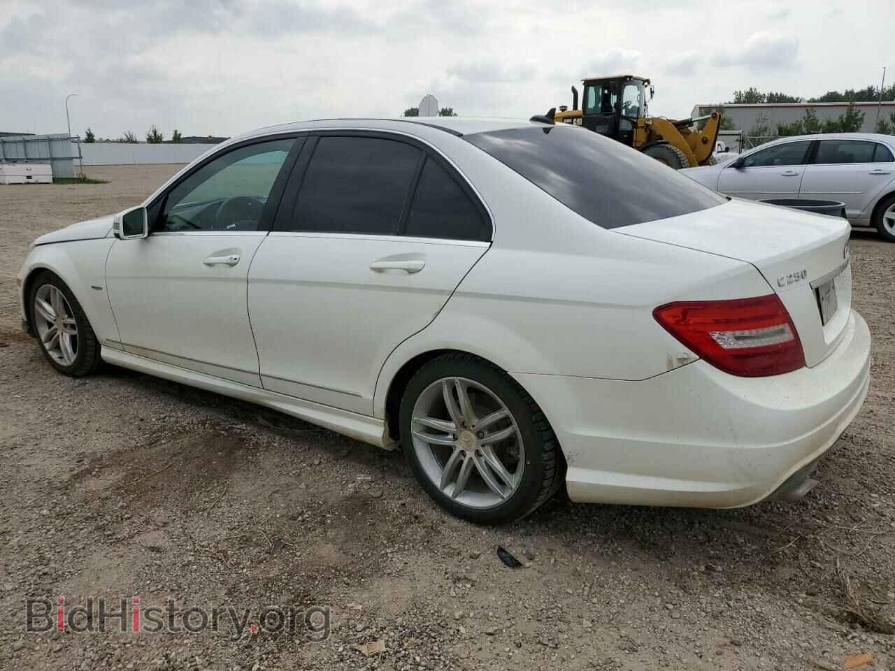 2012 MERCEDES-BENZ C-CLASS - VIN: WDDGF4HB8CA608038 - Фото 2
