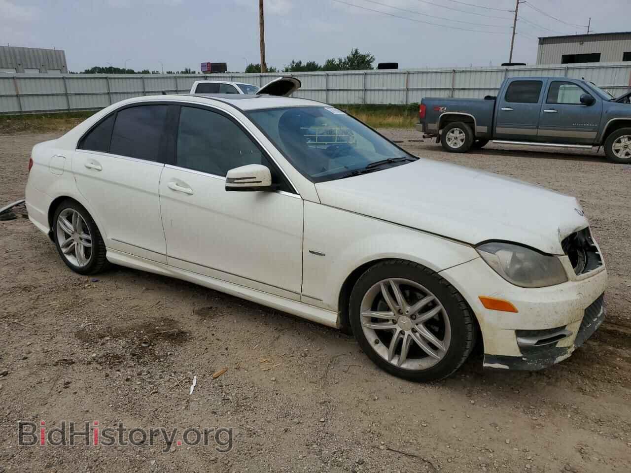 2012 MERCEDES-BENZ C-CLASS - VIN: WDDGF4HB8CA608038 - Фото 4