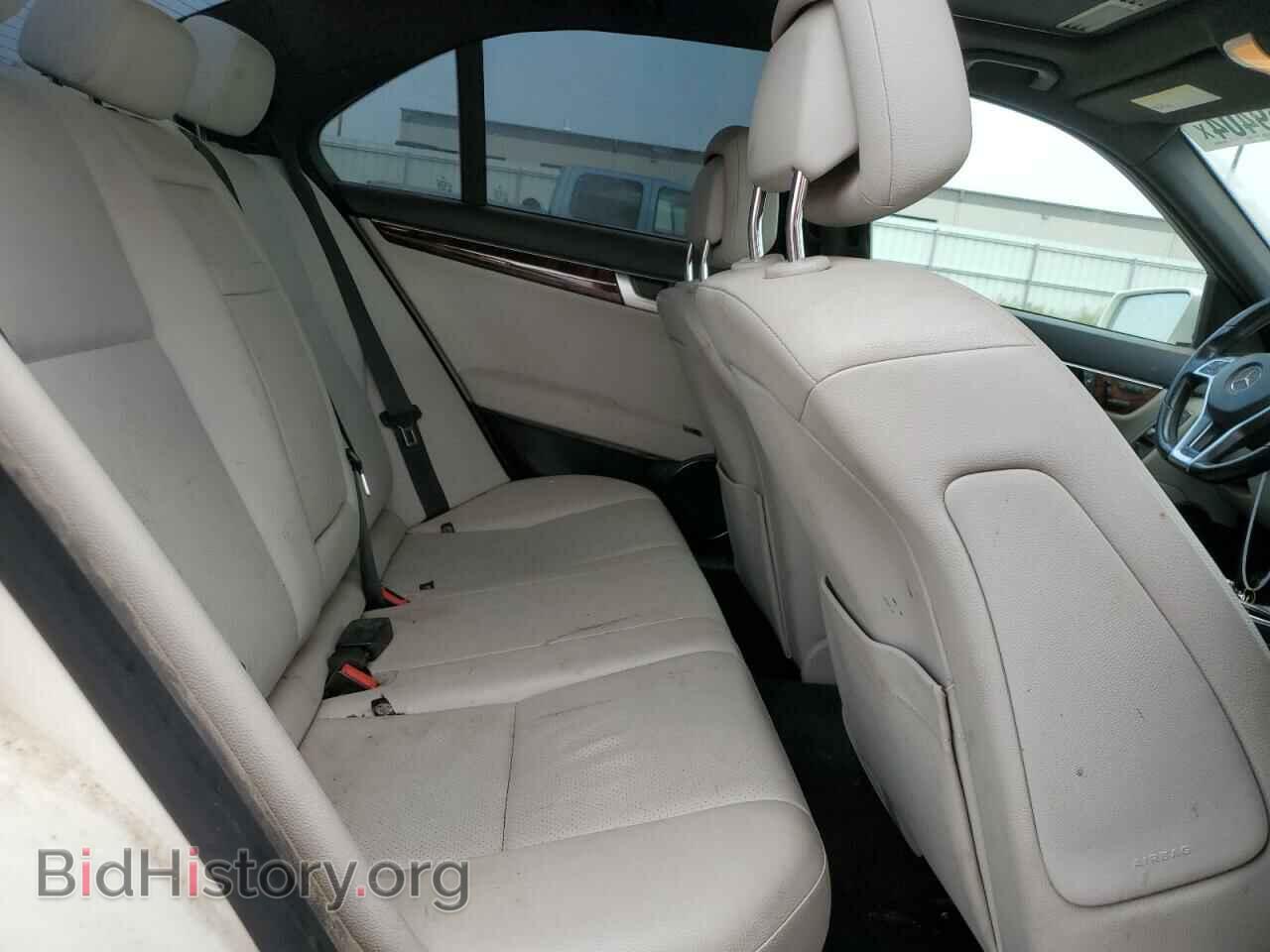 2012 MERCEDES-BENZ C-CLASS - VIN: WDDGF4HB8CA608038 - Фото 10
