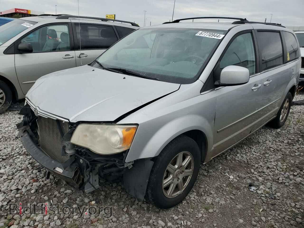 Фотография 2A4RR5D13AR200806 - CHRYSLER MINIVAN 2010