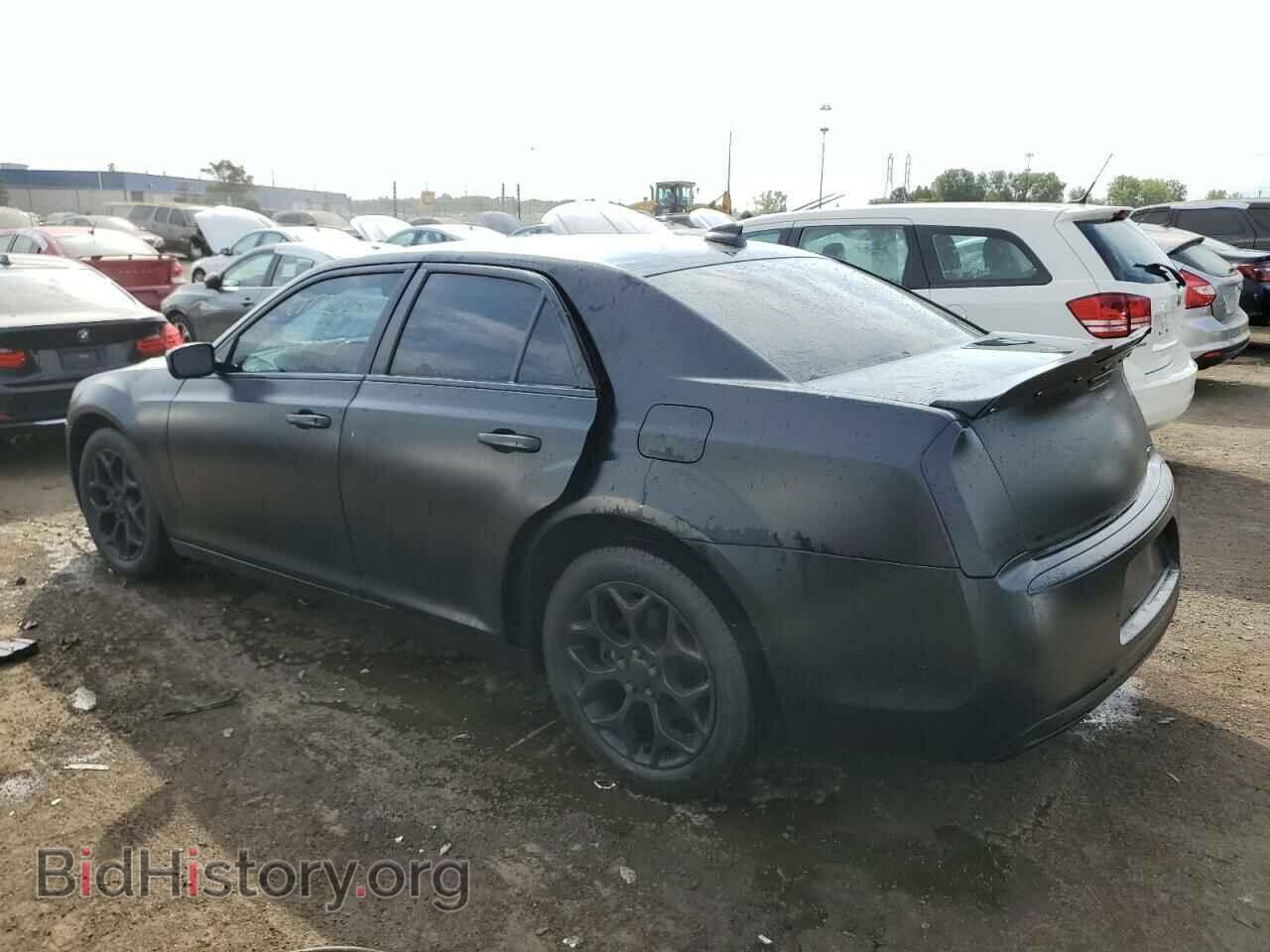 2019 CHRYSLER 300 - VIN: 2C3CCAGG5KH610783 - Фото 2