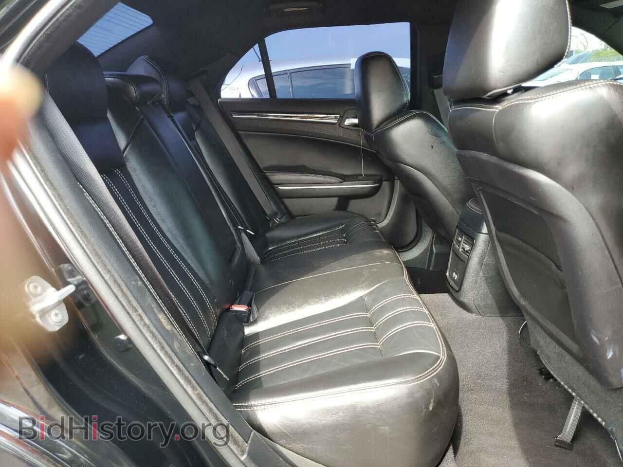 2019 CHRYSLER 300 - VIN: 2C3CCAGG5KH610783 - Фото 10