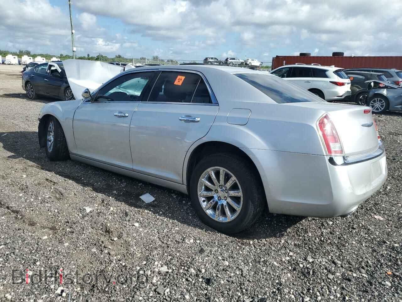 2012 CHRYSLER 300 - VIN: 2C3CCACG2CH249522 - Фото 2