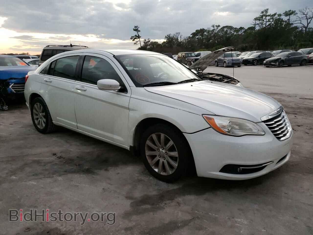 2012 CHRYSLER 200 - VIN: 1C3CCBBB7CN236185 - Фото 4
