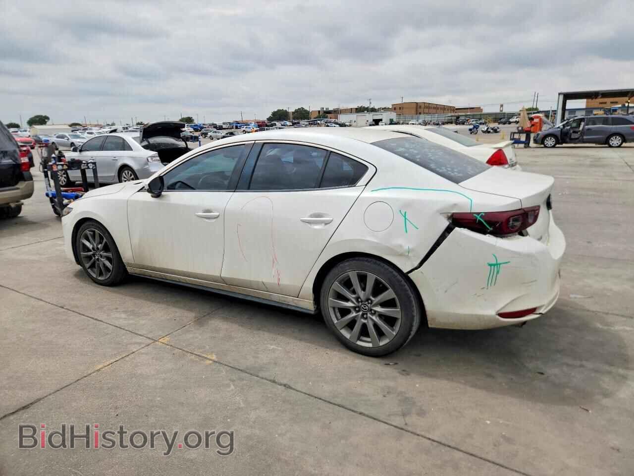 2022 MAZDA 3 - VIN: 3MZBPABL2NM301520 - Photo 2