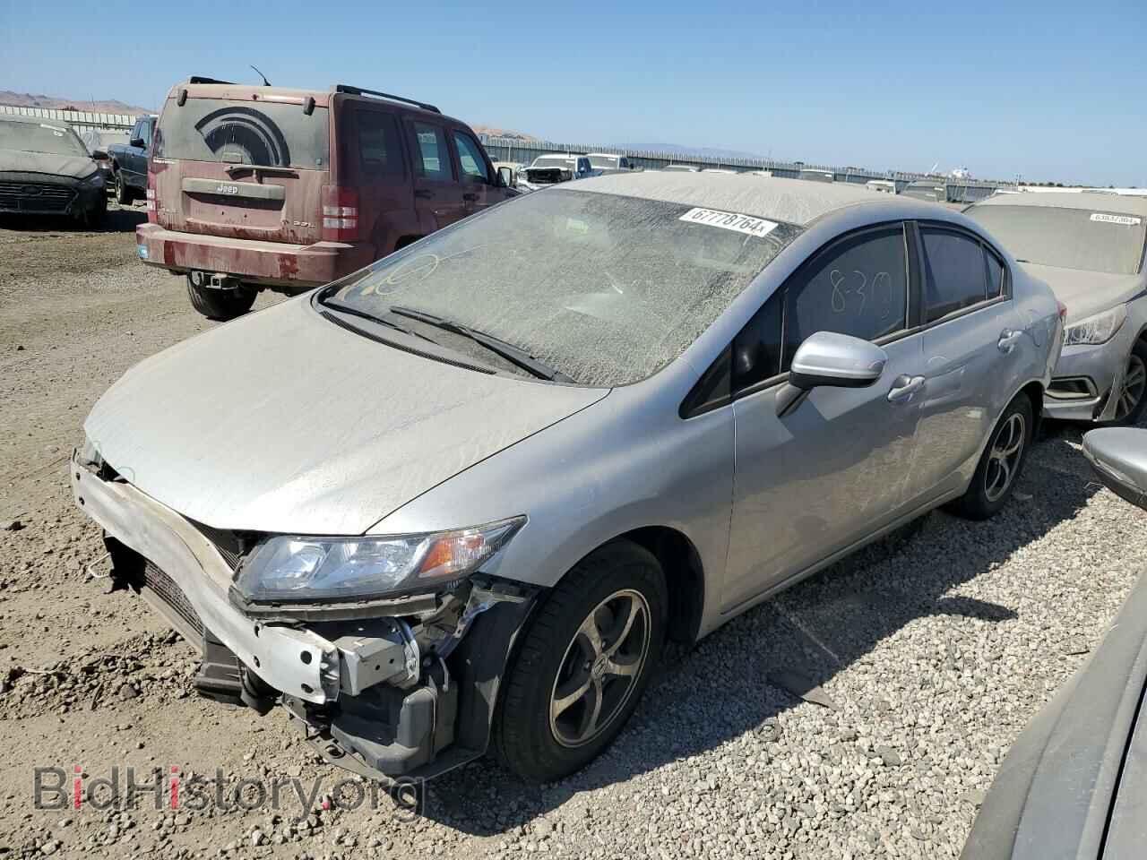Фотография 19XFB2F76FE047120 - HONDA CIVIC 2015