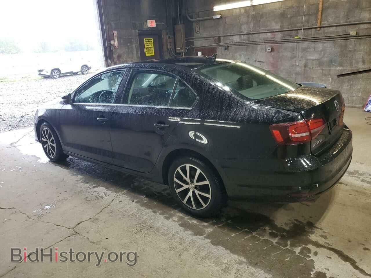 2017 VOLKSWAGEN JETTA - VIN: 3VWDB7AJ0HM401825 - Фото 2