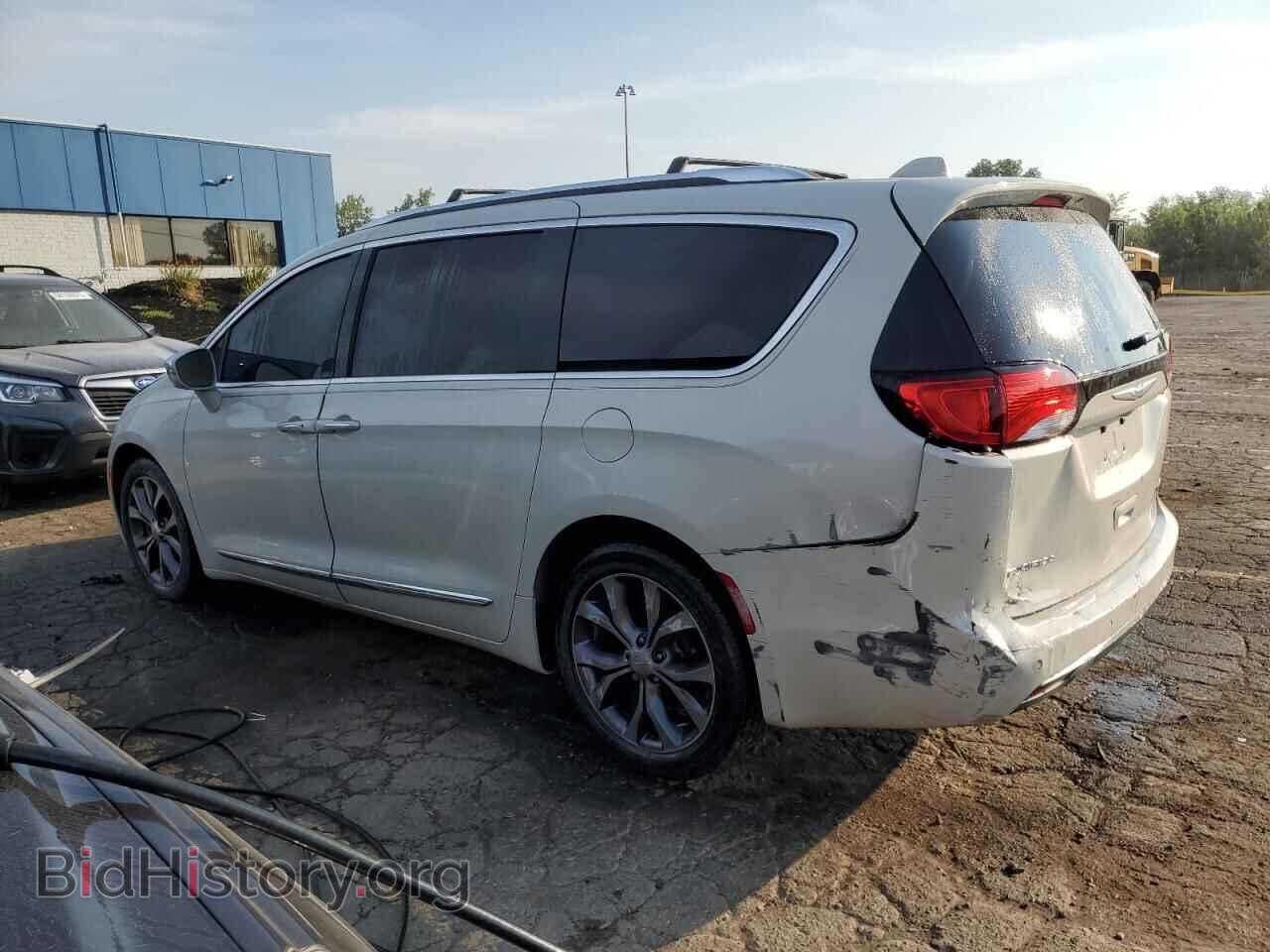 2017 CHRYSLER PACIFICA - VIN: 2C4RC1GG3HR771349 - Photo 2