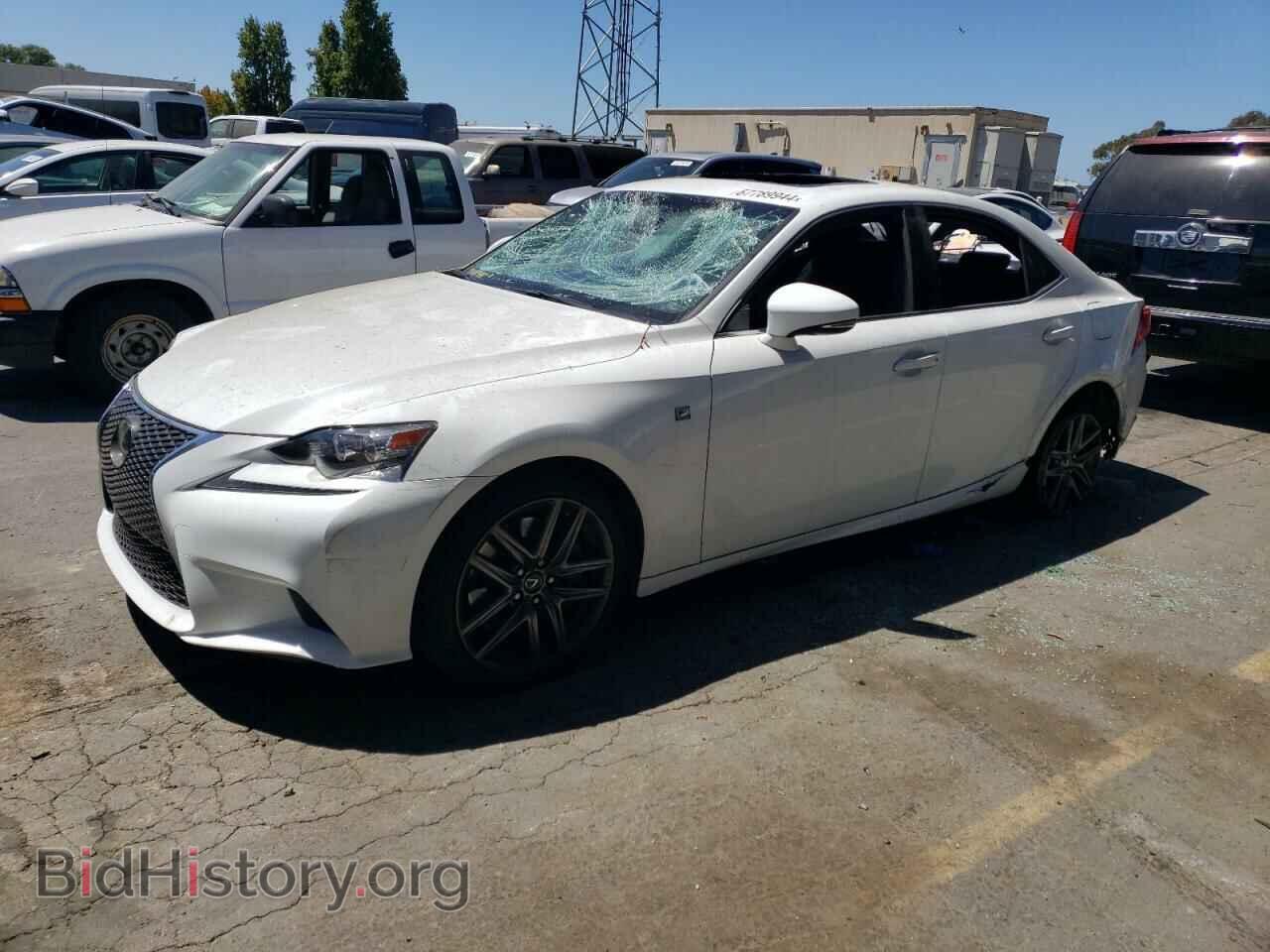 Photo JTHBE1D24G5028424 - LEXUS IS 2016