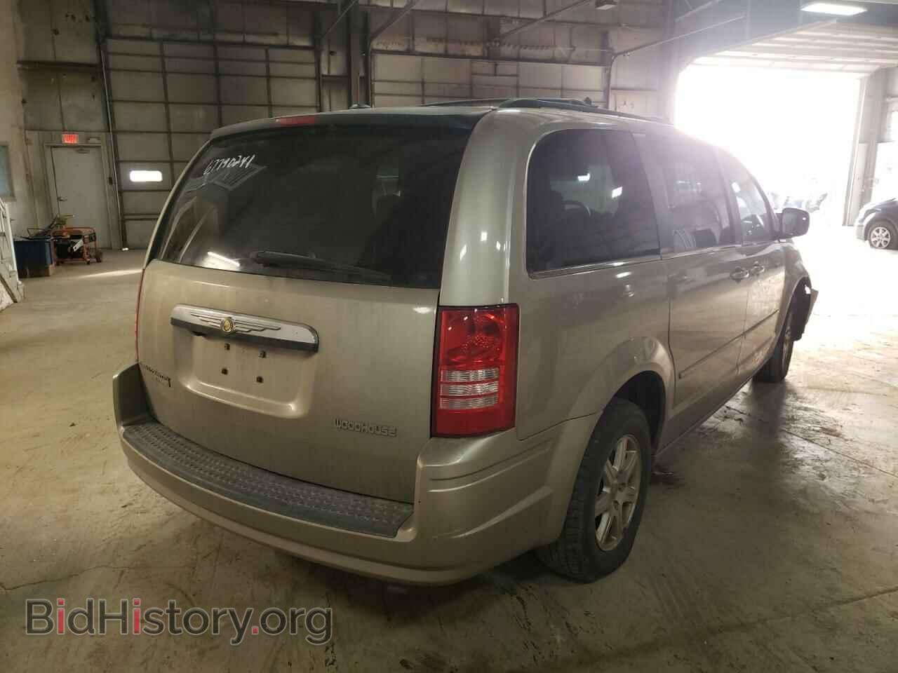 2008 CHRYSLER MINIVAN - VIN: 2A8HR54P58R681408 - Фото 4