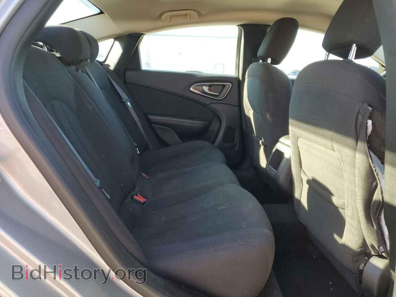 2016 CHRYSLER 200 - VIN: 1C3CCCAB9GN136702 - Фото 10