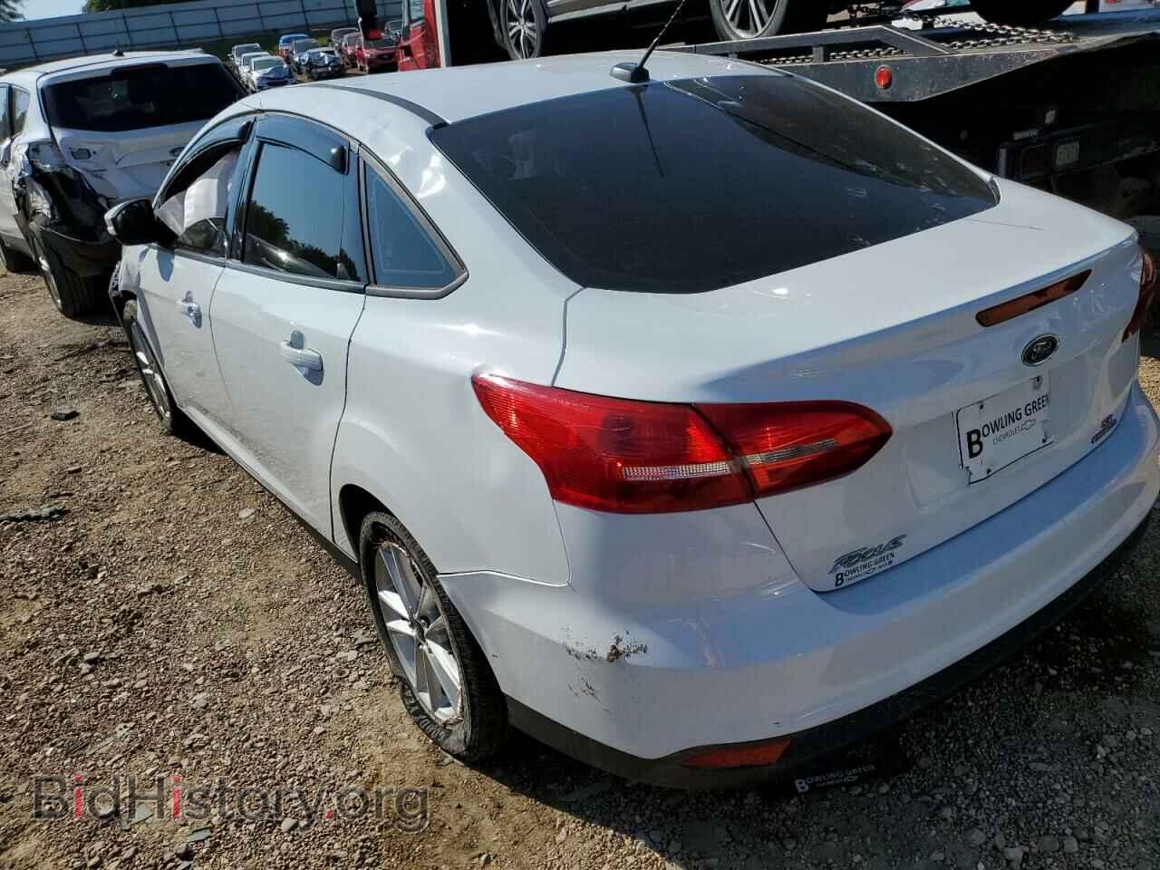 2016 FORD FOCUS - VIN: 1FADP3F23GL275464 - Фото 2