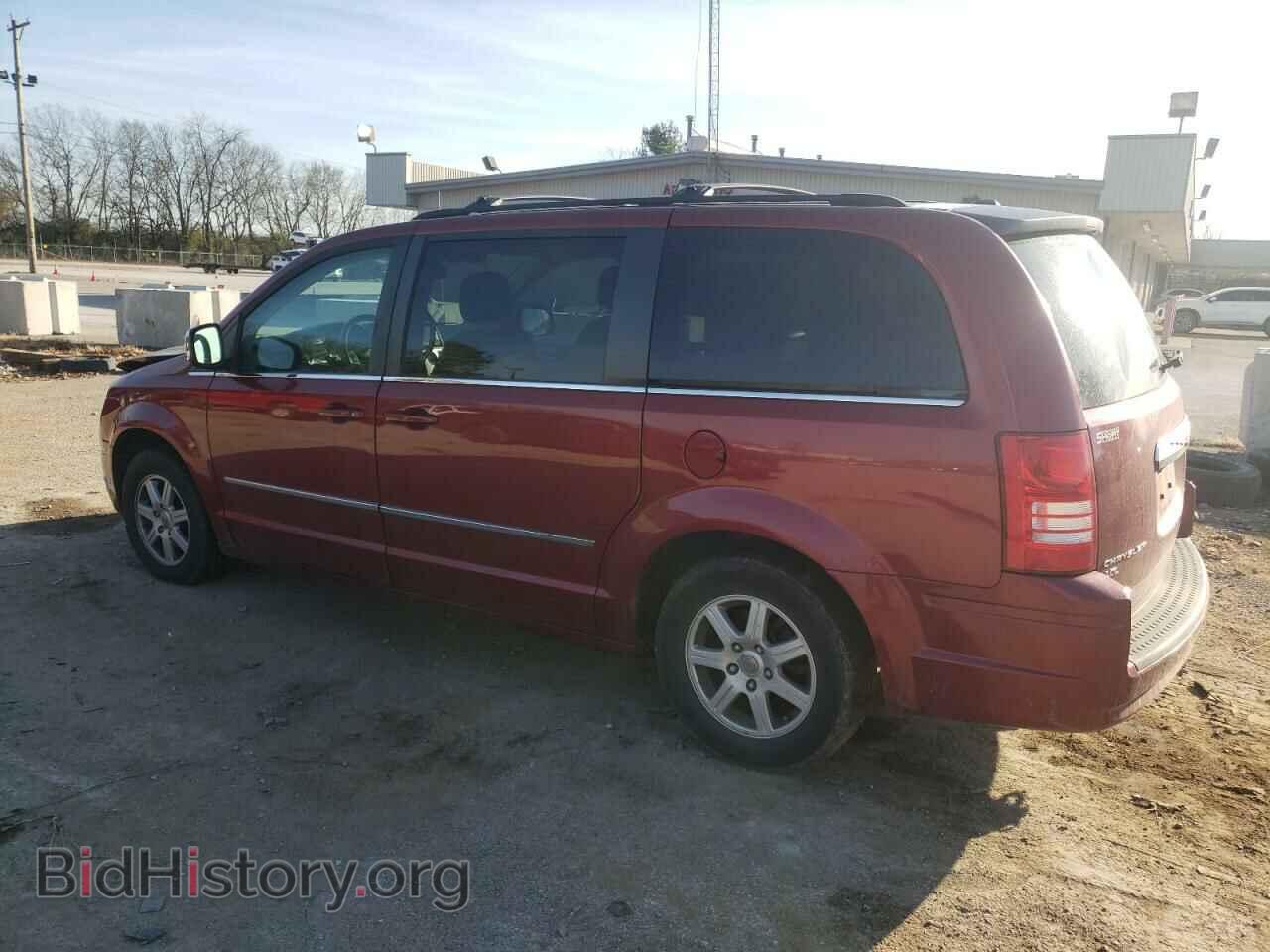 2010 CHRYSLER MINIVAN - VIN: 2A4RR8DX3AR403779 - Фото 2