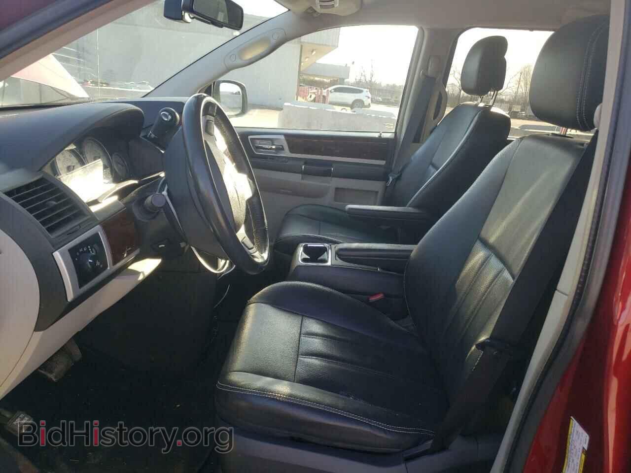 2010 CHRYSLER MINIVAN - VIN: 2A4RR8DX3AR403779 - Фото 7