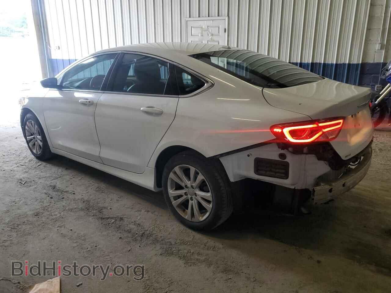 2015 CHRYSLER 200 - VIN: 1C3CCCAB6FN742473 - Фото 2