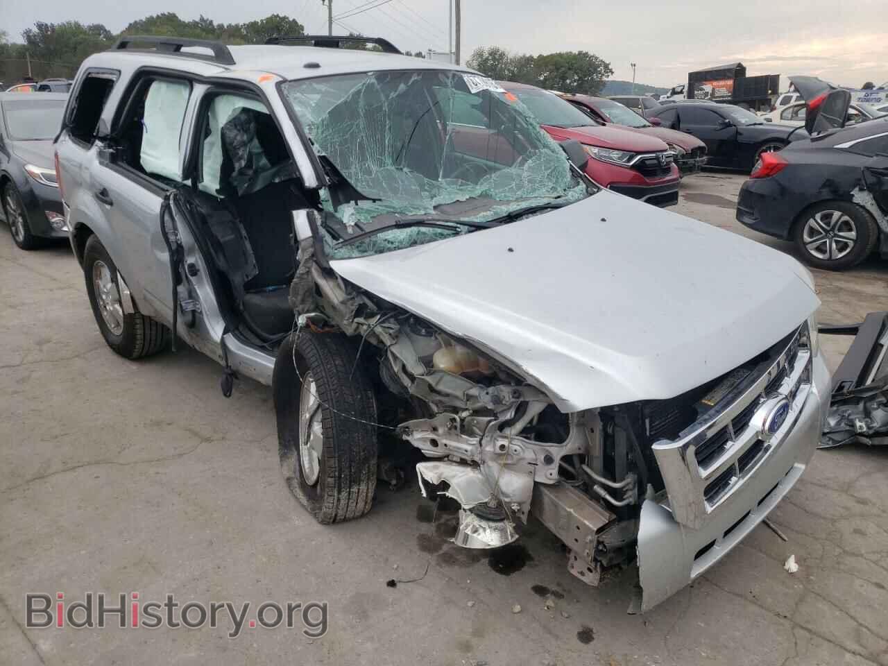 2011 FORD ESCAPE - VIN: 1FMCU9DG4BKC16904 - Фото 4