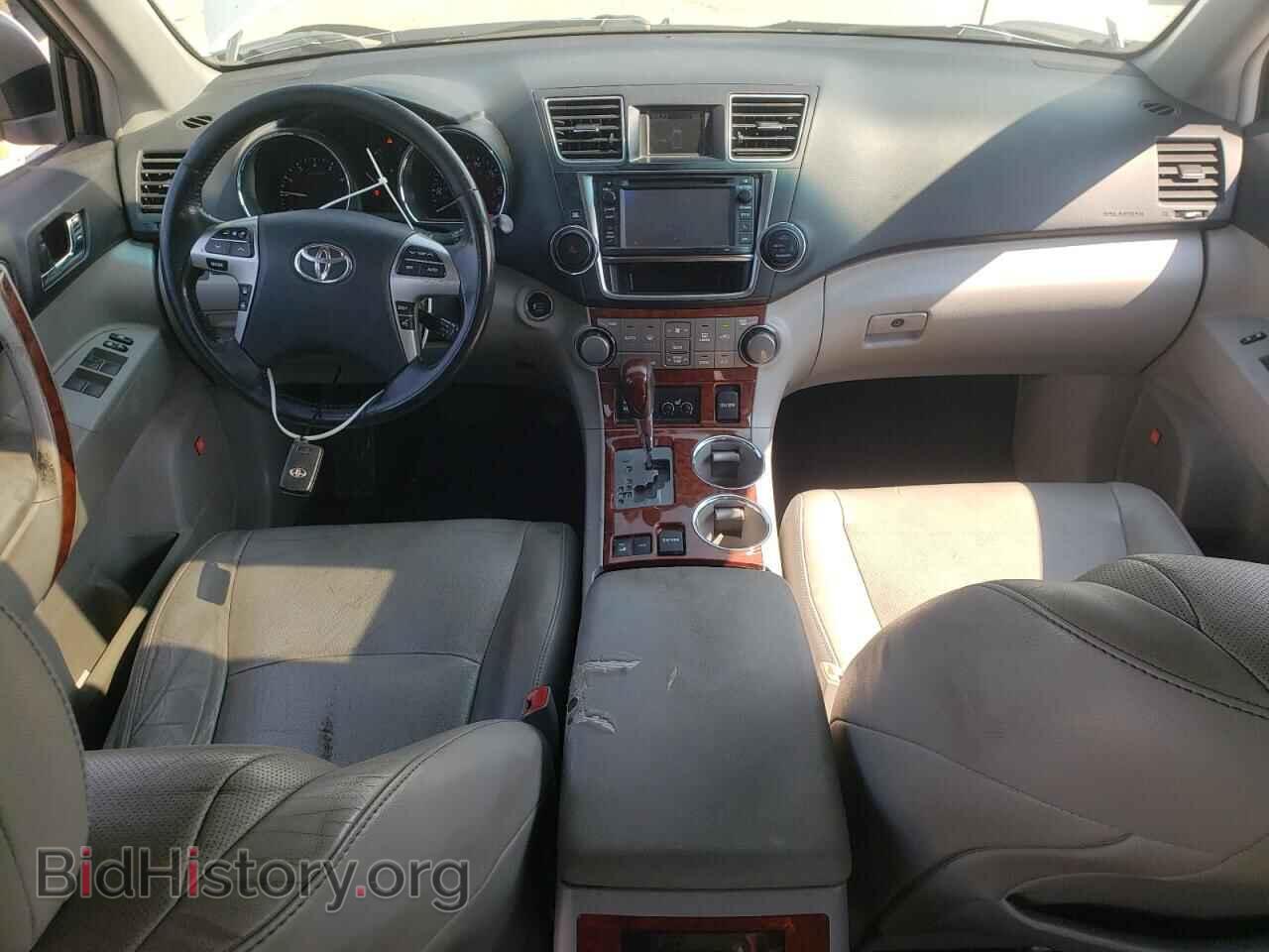 2013 TOYOTA HIGHLANDER - VIN: 5TDDK3EH8DS267899 - Фото 8