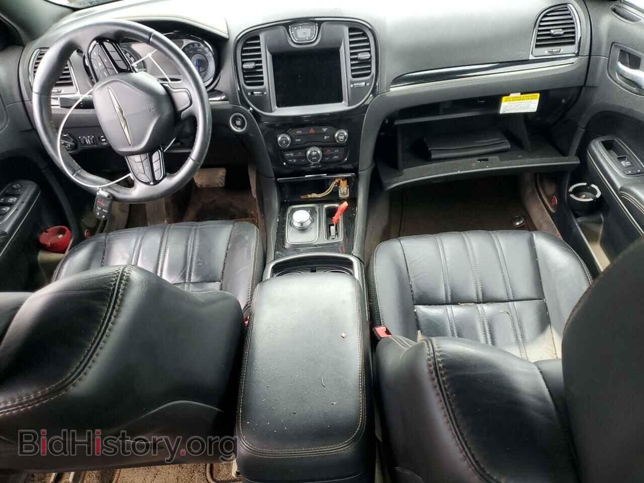 2017 CHRYSLER 300 - VIN: 2C3CCABG1HH668809 - Фото 8