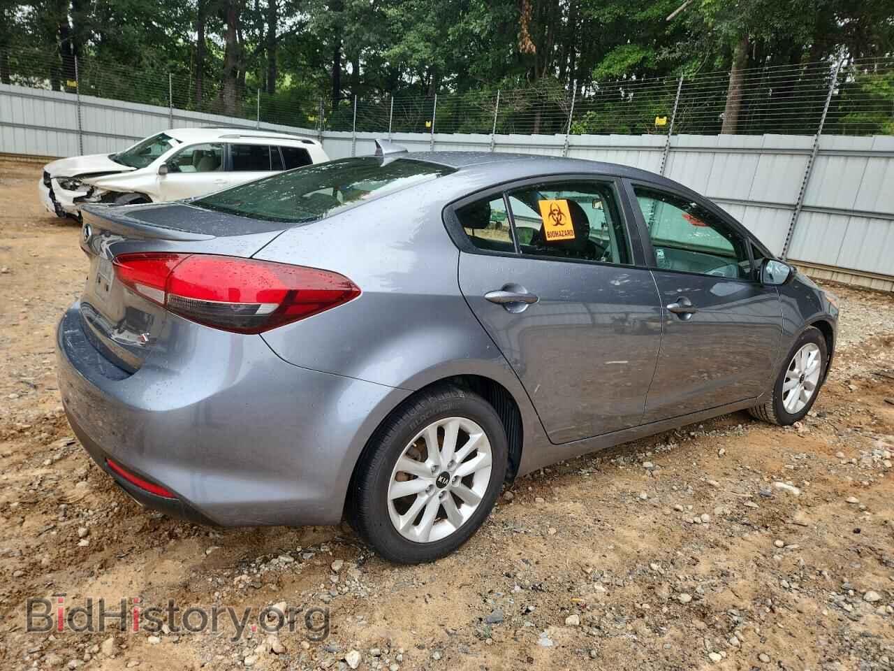 2017 KIA FORTE - VIN: 3KPFL4A78HE122855 - Фото 3