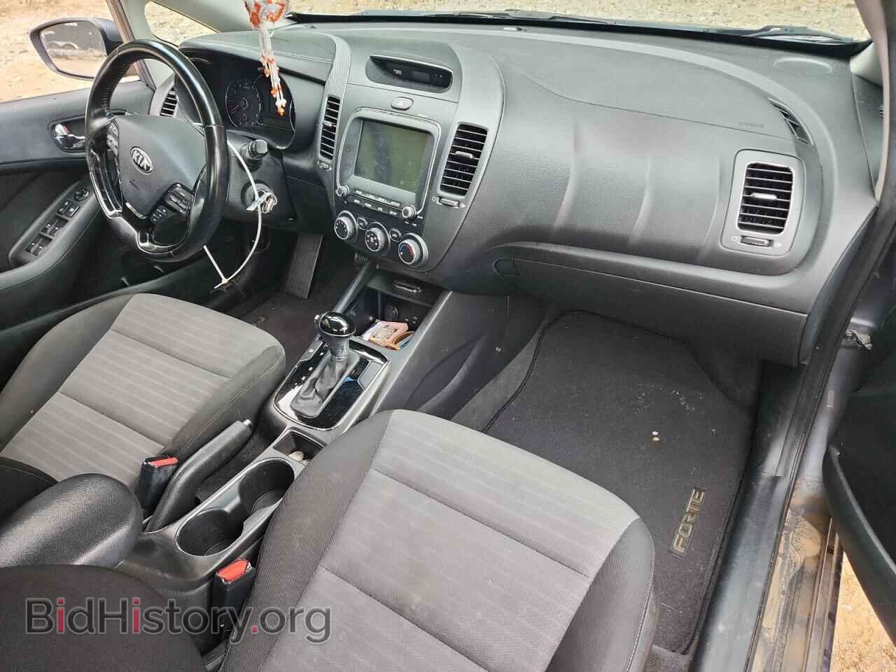 2017 KIA FORTE - VIN: 3KPFL4A78HE122855 - Фото 8