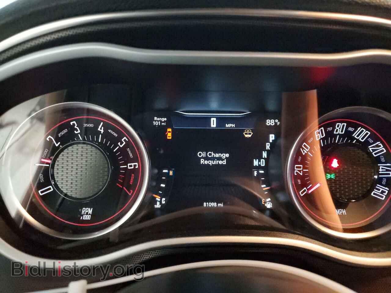 2018 DODGE CHALLENGER - VIN: 2C3CDZAG2JH199782 - Фото 9