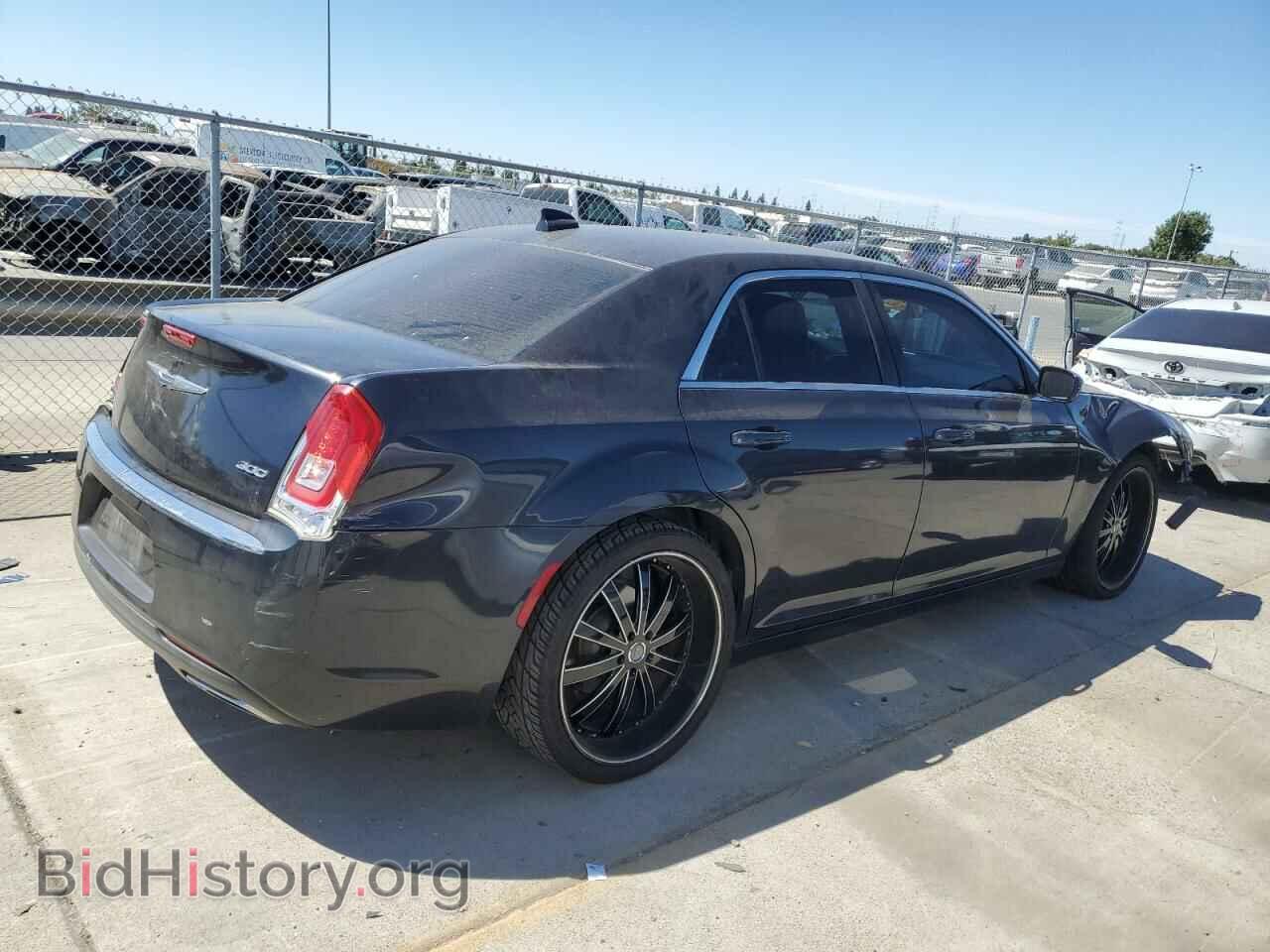 2016 CHRYSLER 300 - VIN: 2C3CCAAG1GH216553 - Фото 3