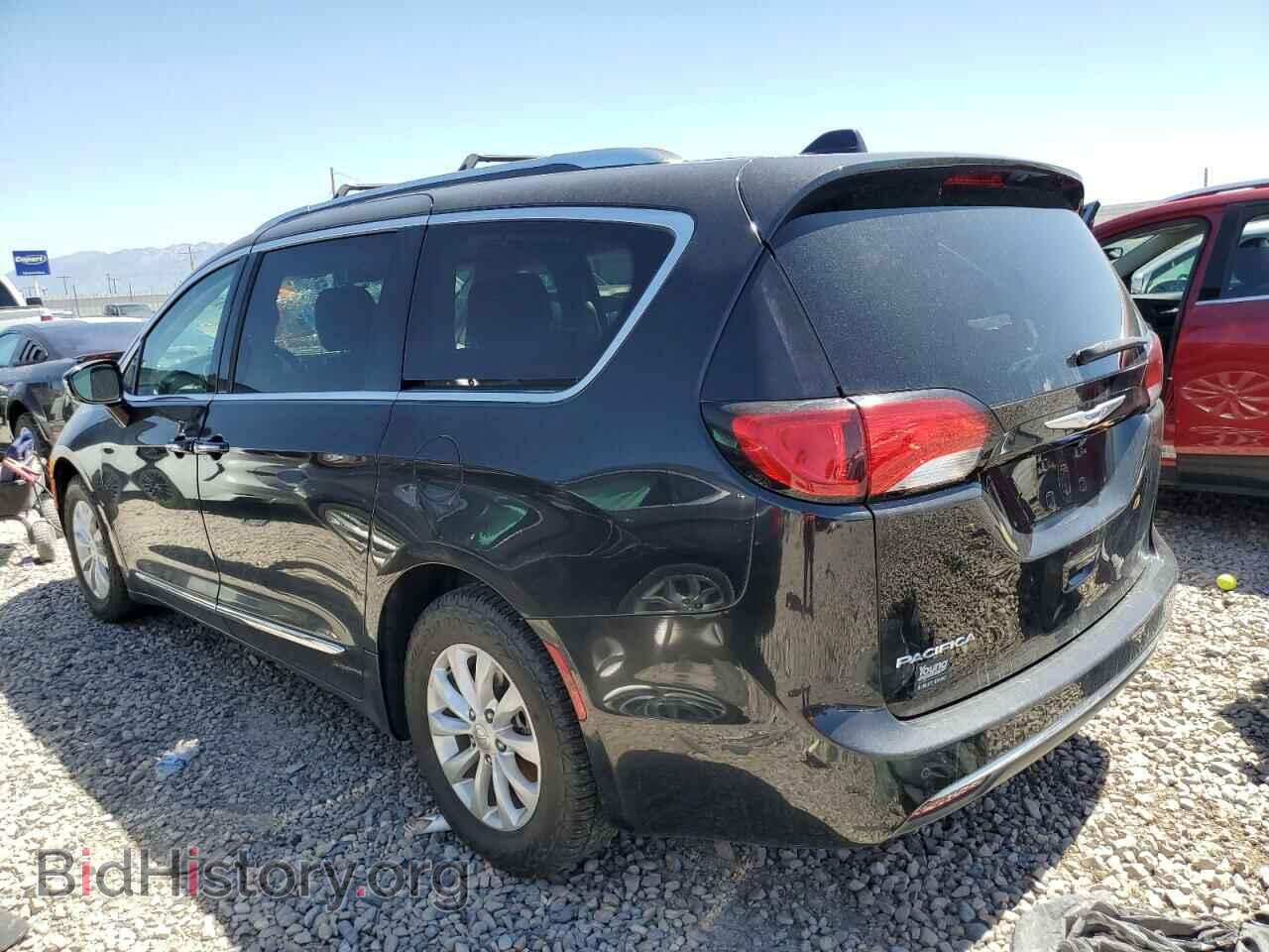 2018 CHRYSLER PACIFICA - VIN: 2C4RC1BG1JR211214 - Фото 2