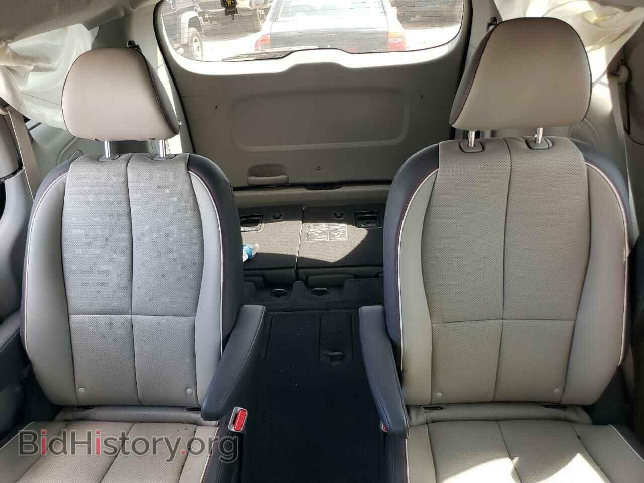 2015 KIA All Models - VIN: KNDMC5C14F6029680 - Photo 10