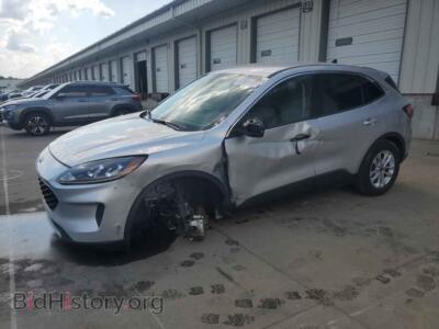 2020 Ford ESCAPE SE, серебристый — VIN 1FMCU9G69LUA85803, Copart