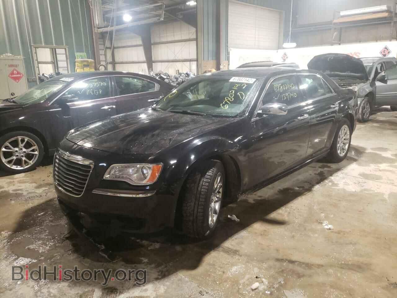 Фотография 2C3CCACG0CH224375 - CHRYSLER 300 2012