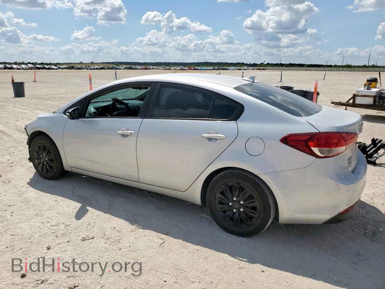 2017 KIA FORTE - VIN: 3KPFK4A78HE012987 - Фото 2
