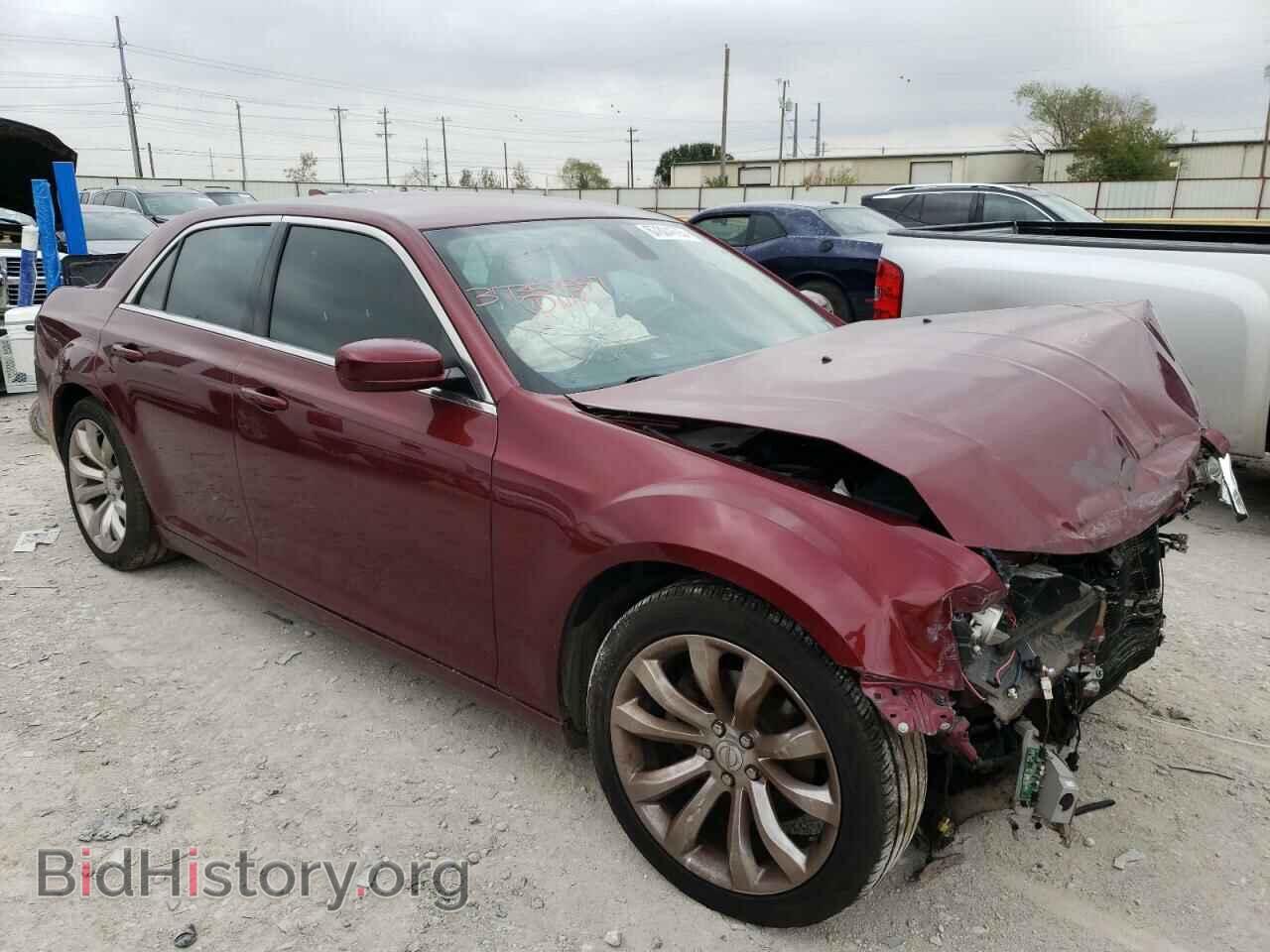 2017 CHRYSLER 300 - VIN: 2C3CCAAG1HH577542 - Фото 4