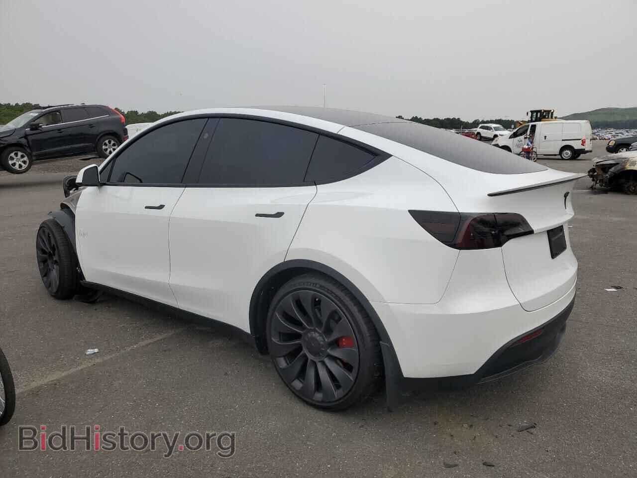 2023 TESLA MODEL Y - VIN: 7SAYGDEFXPF835962 - Фото 2