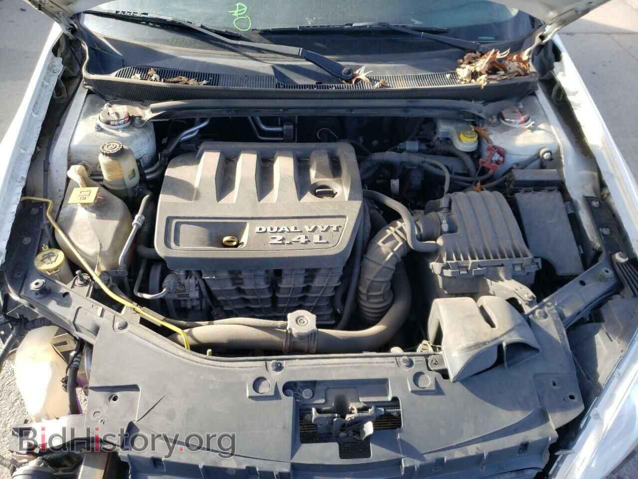 2011 CHRYSLER 200 - VIN: 1C3BC2FB3BN579872 - Фото 7