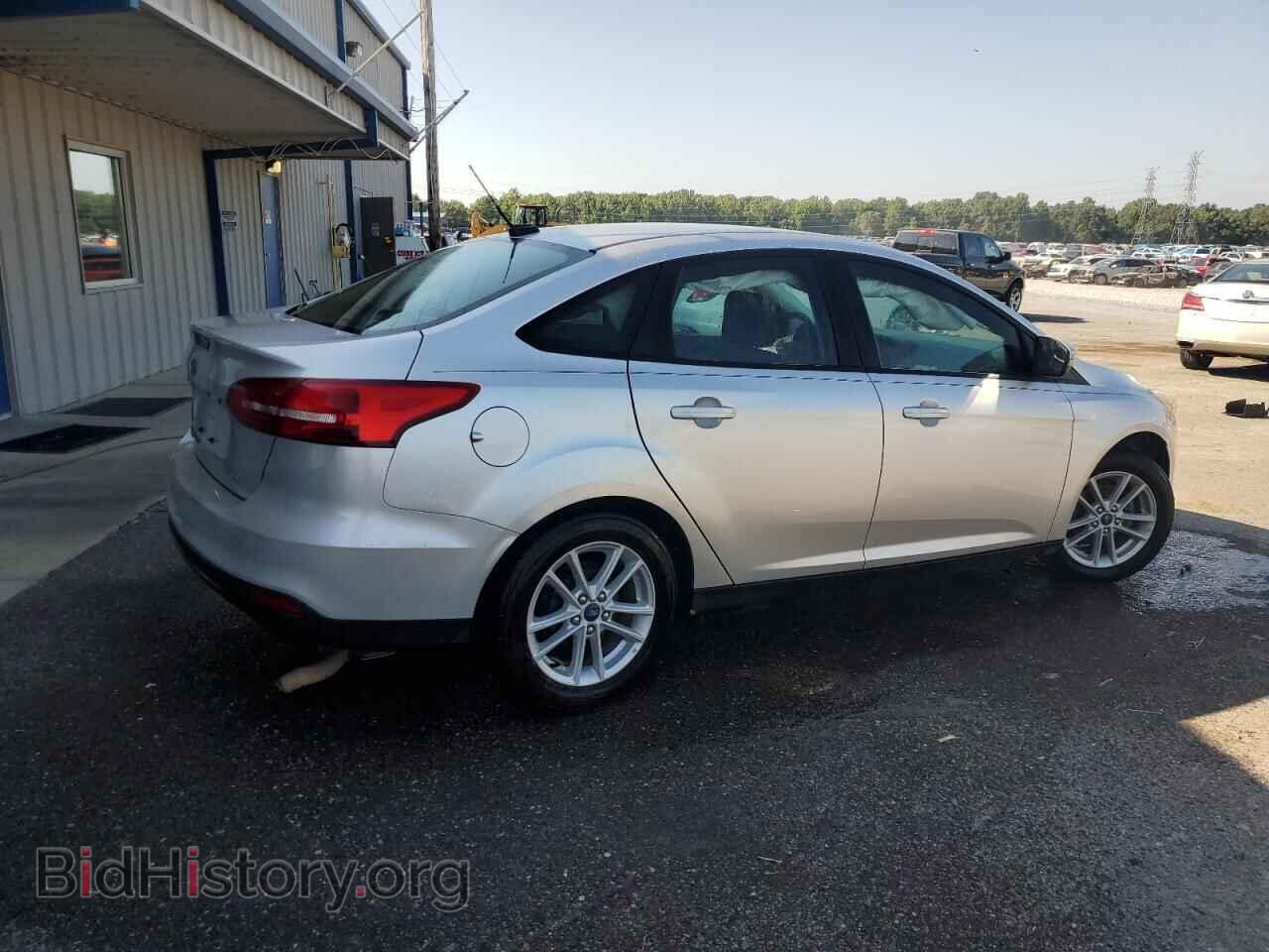 2017 FORD FOCUS - VIN: 1FADP3F29HL315452 - Фото 3