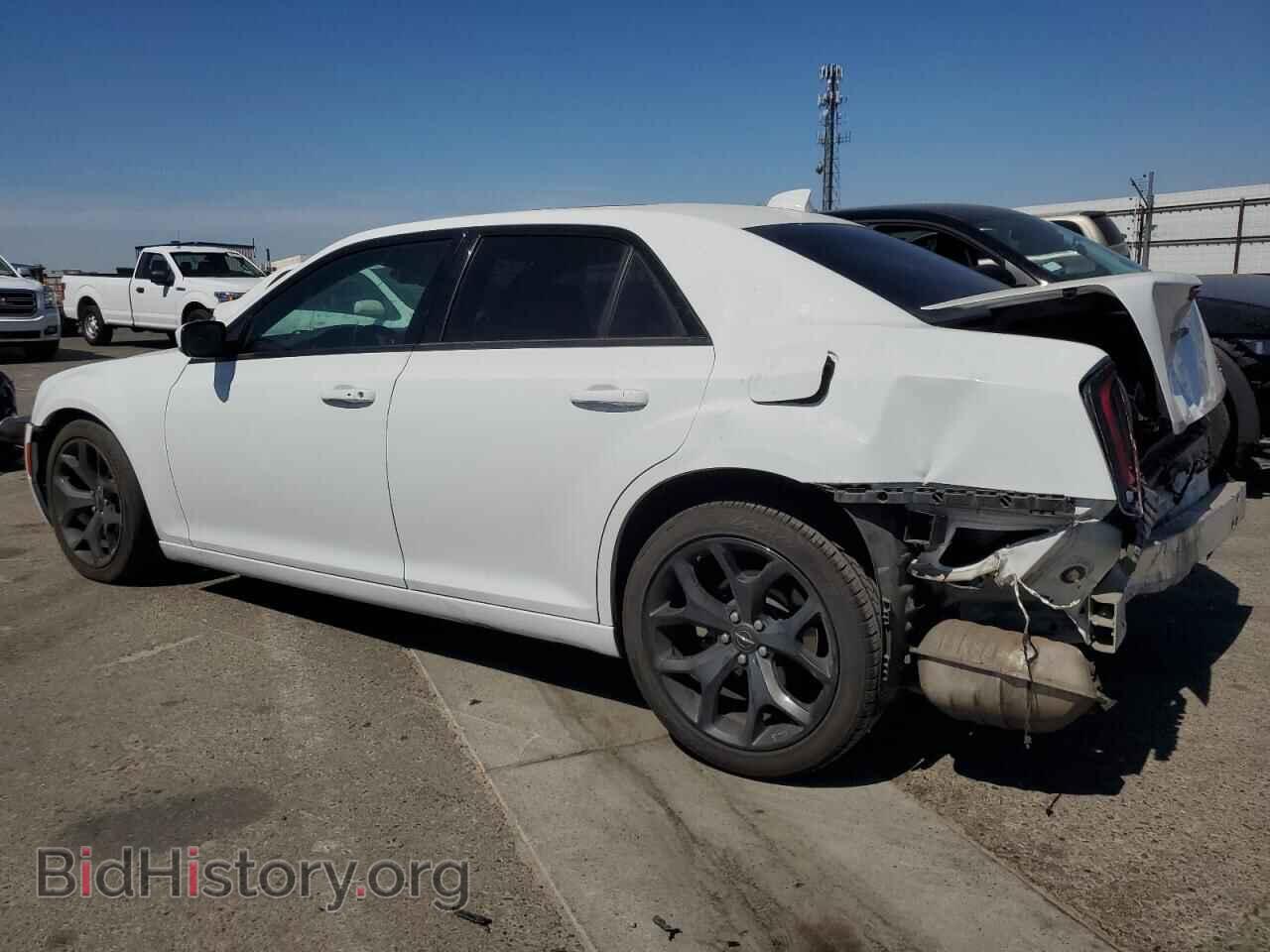 2022 CHRYSLER 300 - VIN: 2C3CCABGXNH123137 - Фото 2