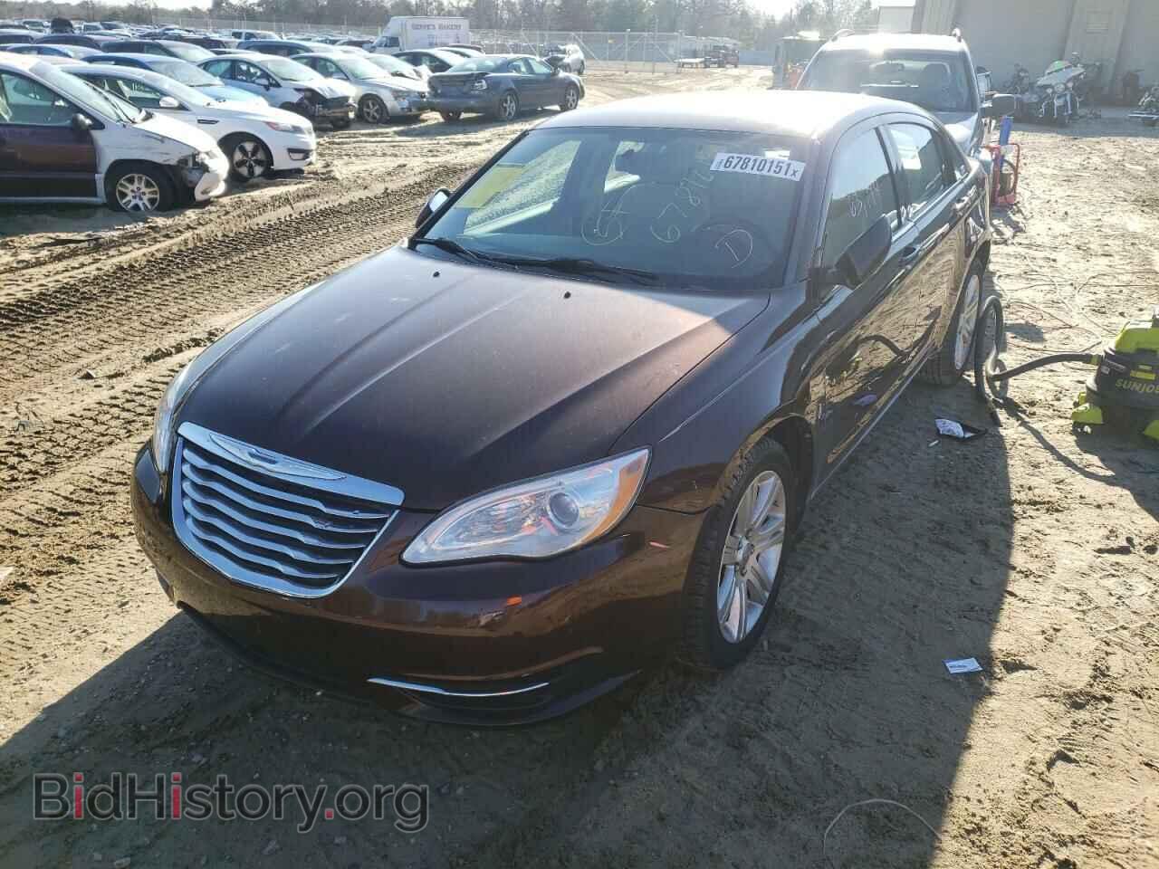 2012 CHRYSLER 200 - VIN: 1C3CCBBG1CN184547 - Фото 2