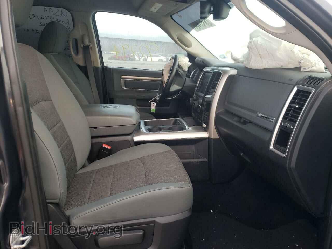 2016 RAM 1500 - VIN: 1C6RR6LT3GS242969 - Фото 5