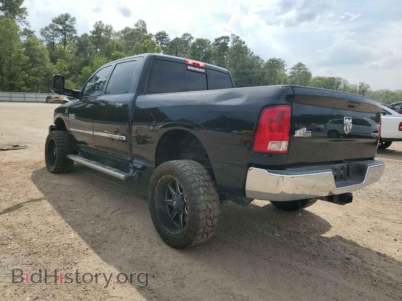 2014 RAM All Models - VIN: 3C6UR5DL2EG145284 - Photo 2