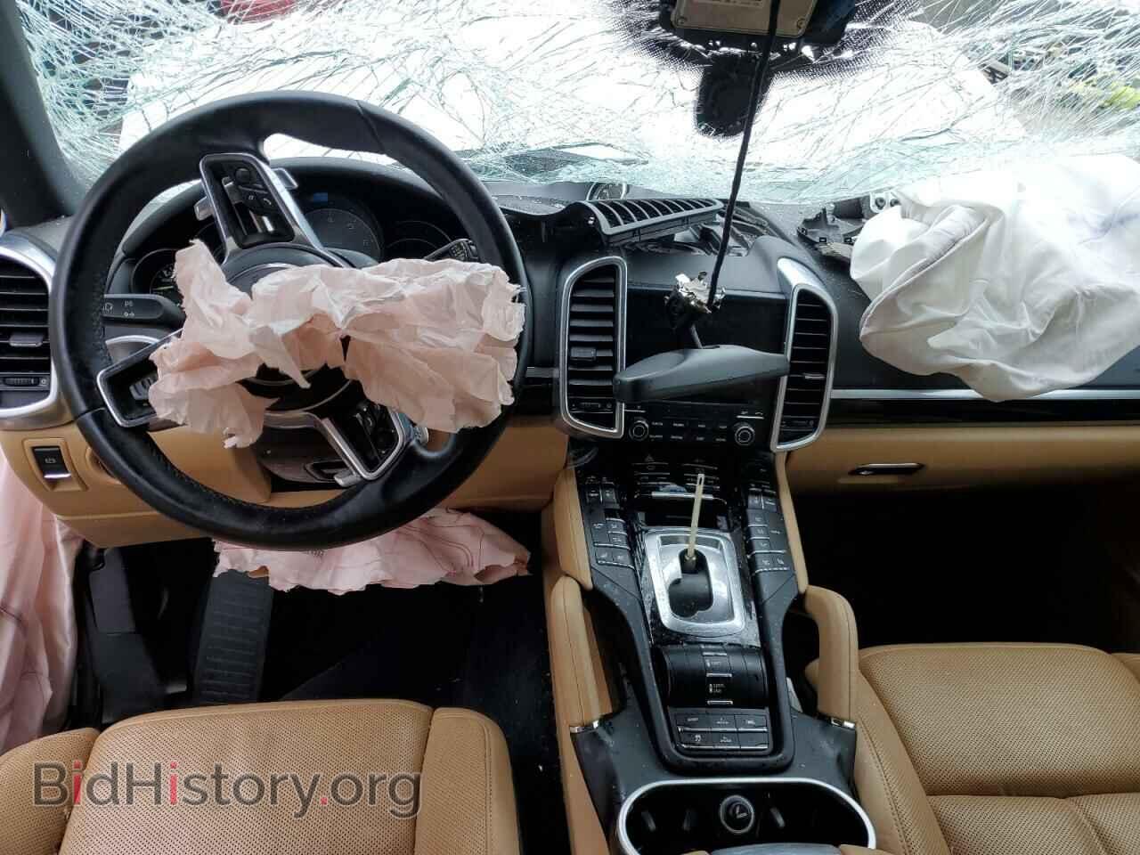 2017 PORSCHE CAYENNE - VIN: WP1AE2A22HLA74191 - Фото 8