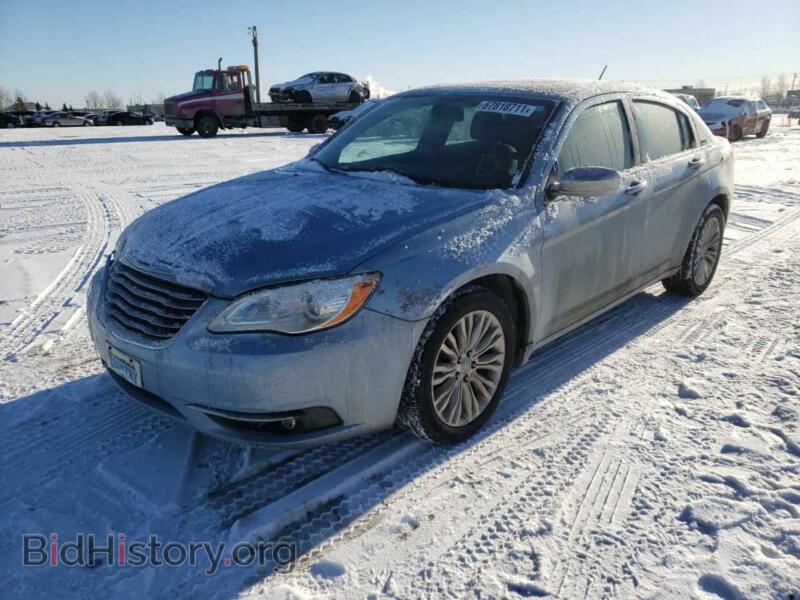 2013 Chrysler 200 (VIN 1C3CCBCG7DN701026) — photo 2 of 10