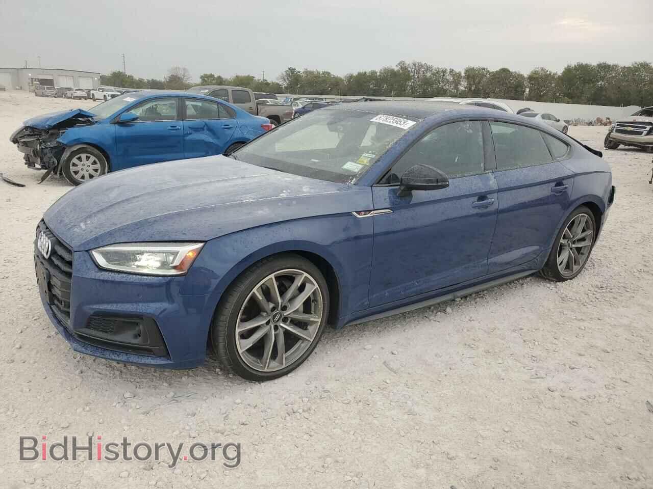 Photo WAUFNCF54KA048661 - AUDI A5 2019