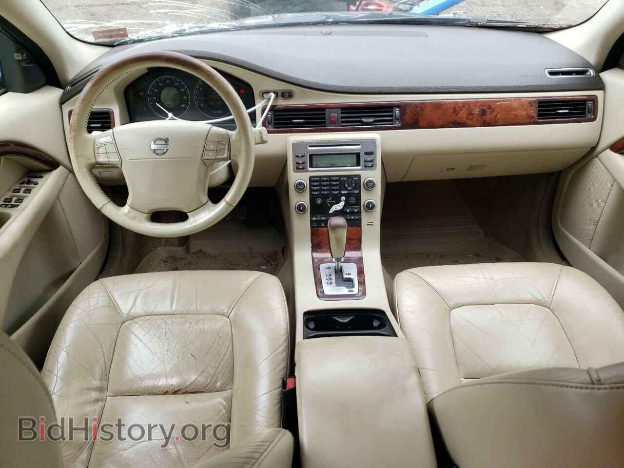 2008 VOLVO V70 - VIN: YV1BW982681051407 - Фото 8