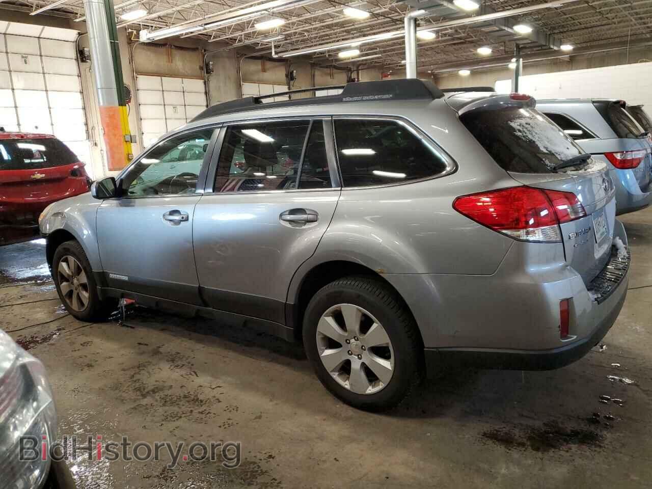 2011 SUBARU OUTBACK - VIN: 4S4BRBCC7B3421730 - Photo 2
