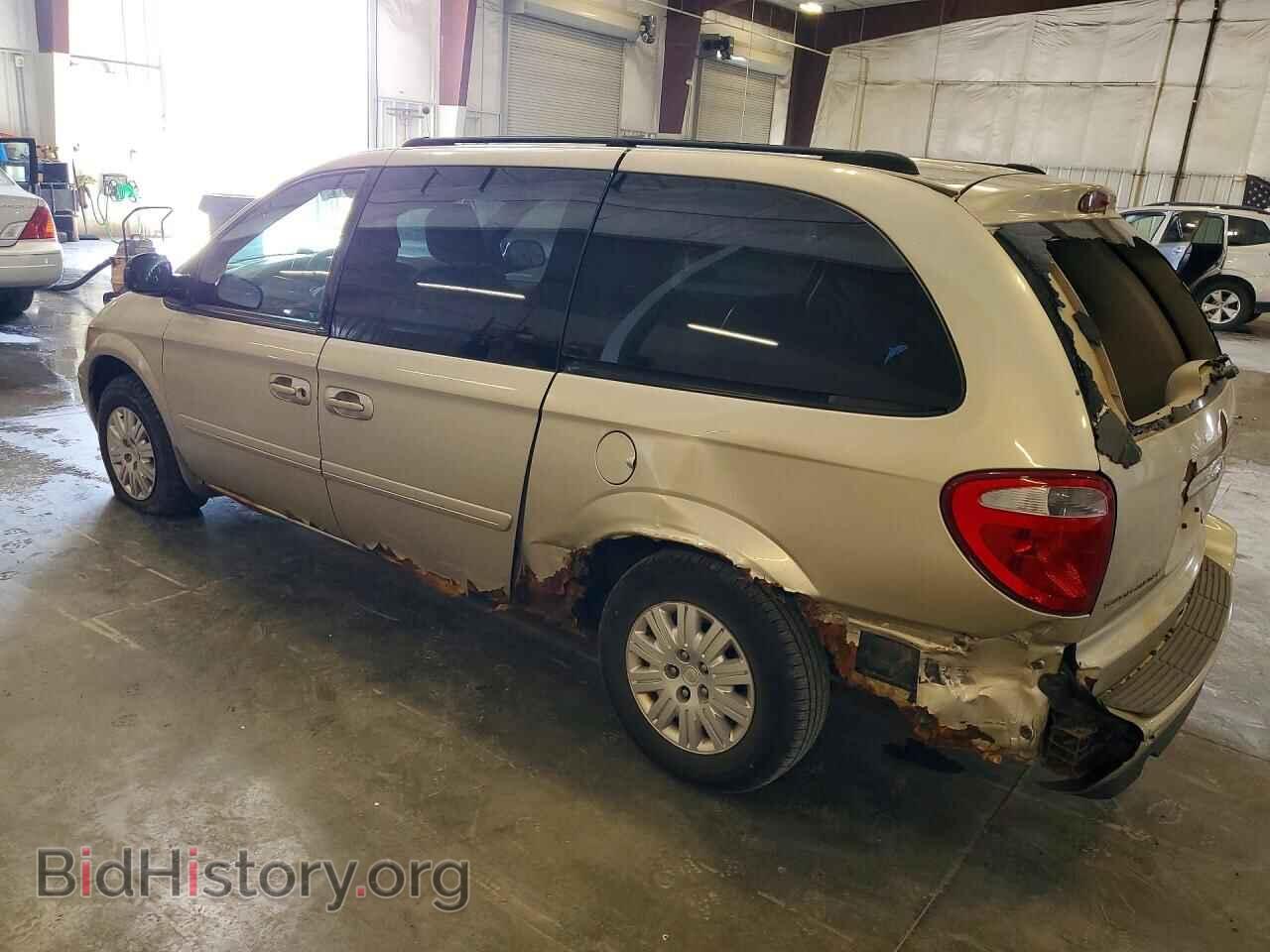 2005 CHRYSLER MINIVAN - VIN: 2C4GP44R15R558530 - Фото 2