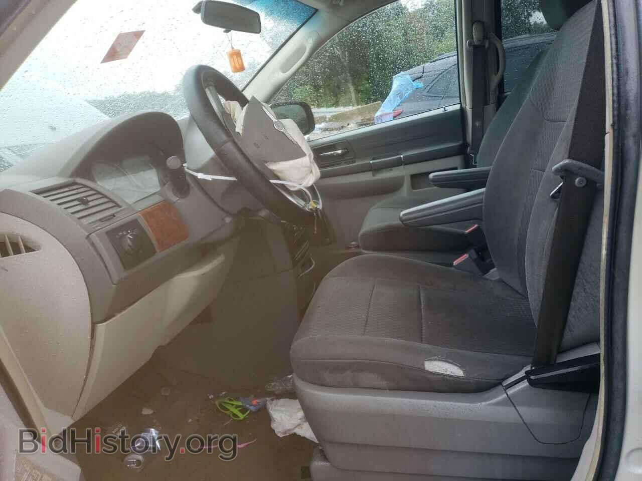 2008 CHRYSLER MINIVAN - VIN: 2A8HR44H08R665698 - Фото 7
